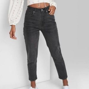 Wild Fable Super High Rise Mom jeans size 10